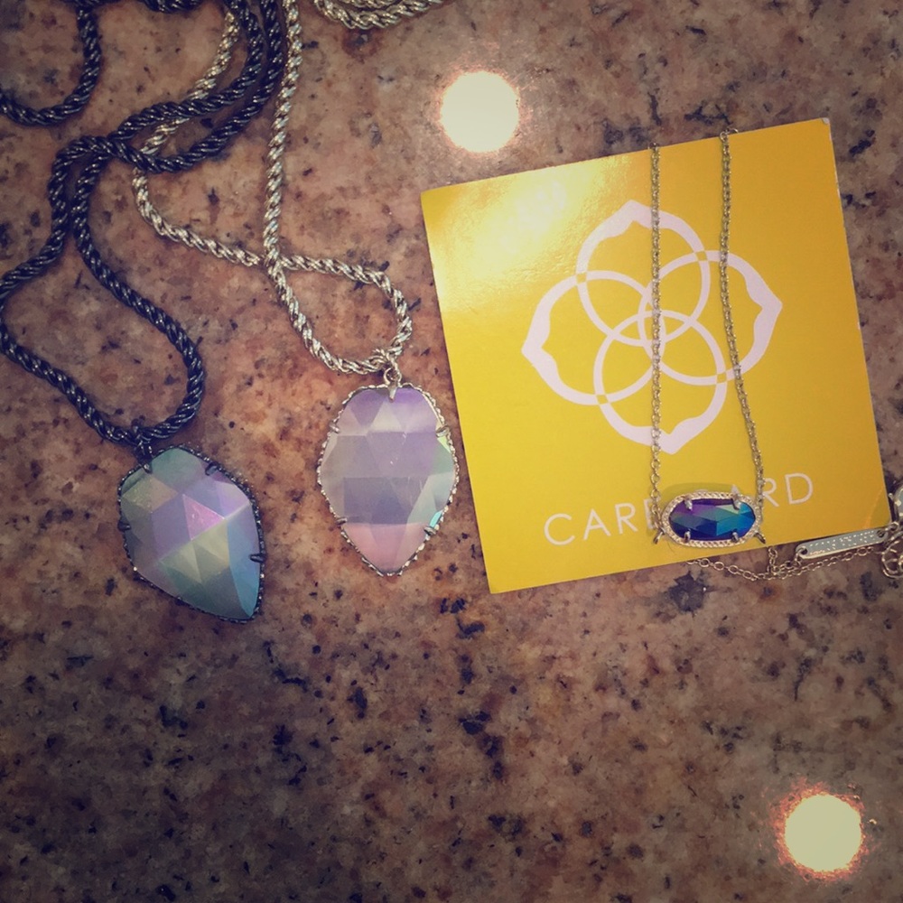 ISO Kendra Scott corla Stone NFS